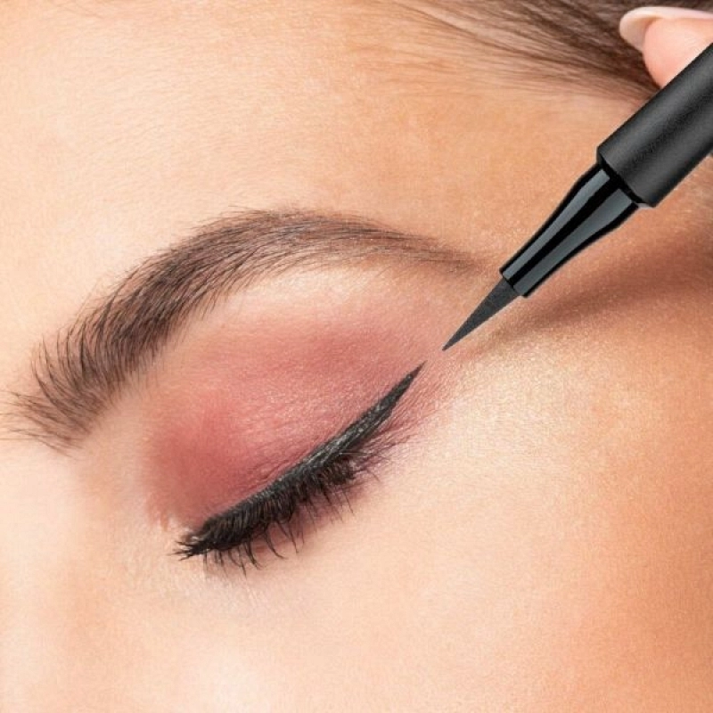 EyeLiner Sensitive Fine Liner | ArtDeco